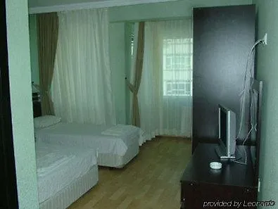 Madi Hotel